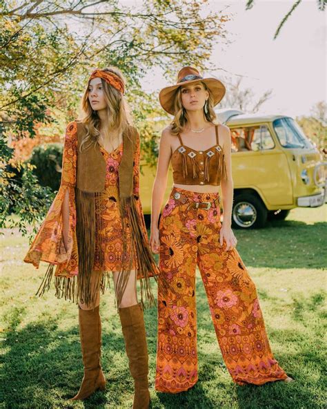 Hippie fashion - Woodstock fashion was also about go-big-or-go-home hats and maximalist headbands. In 2019, for authentic hippie-luxe, play around with leftover ribbon or adorn your hats with flowers from your garden. Easy peasy, lemon squeezy. Fringe-ing cool. Lots of fringe was included in Cher’s 60s and 70s bohemian style as well as everybody else’s.